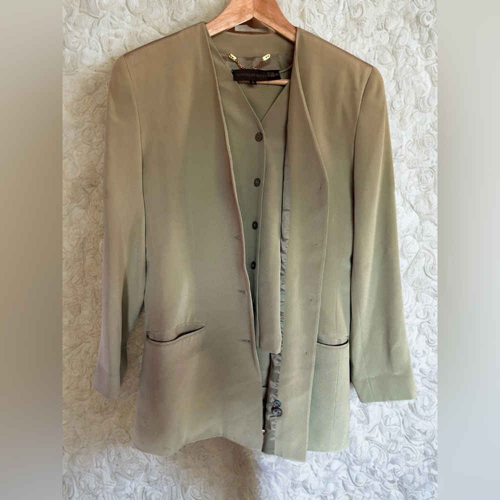 Classiques Entier Olive Green Button-Down Blouse